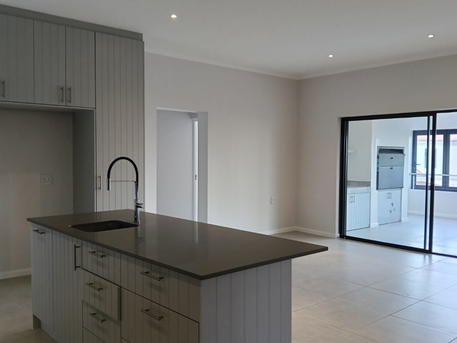4 Bedroom Property for Sale in Berghof Western Cape